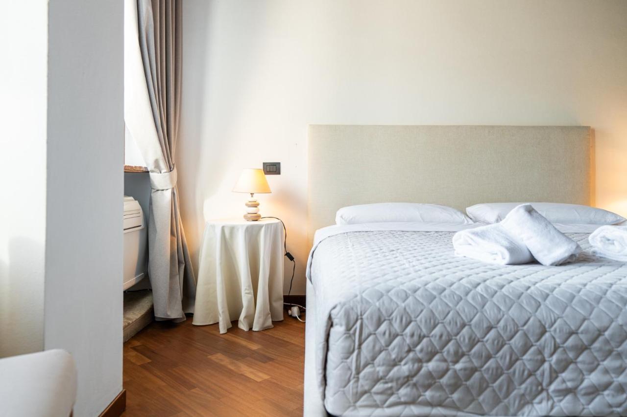 Domus Verona - Residenza Merici Eksteriør billede