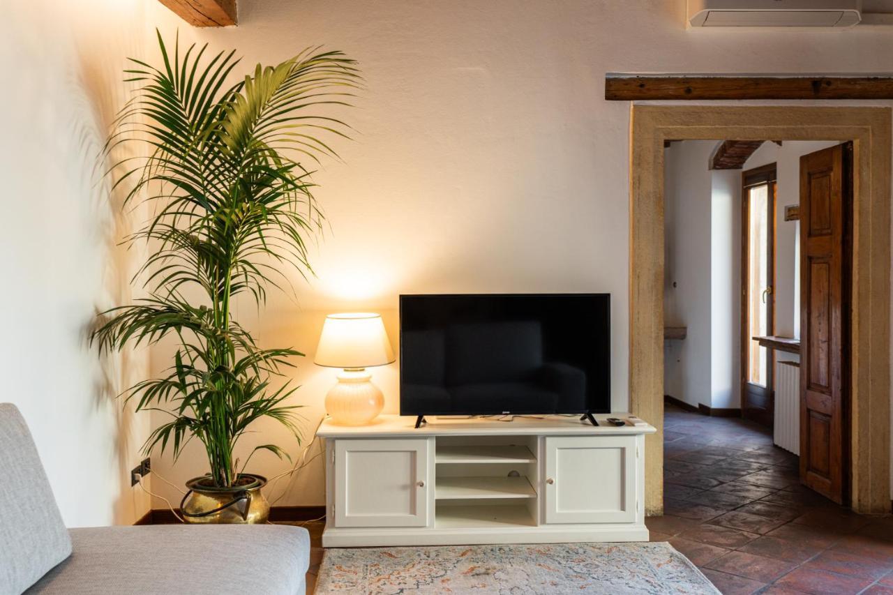Domus Verona - Residenza Merici Eksteriør billede