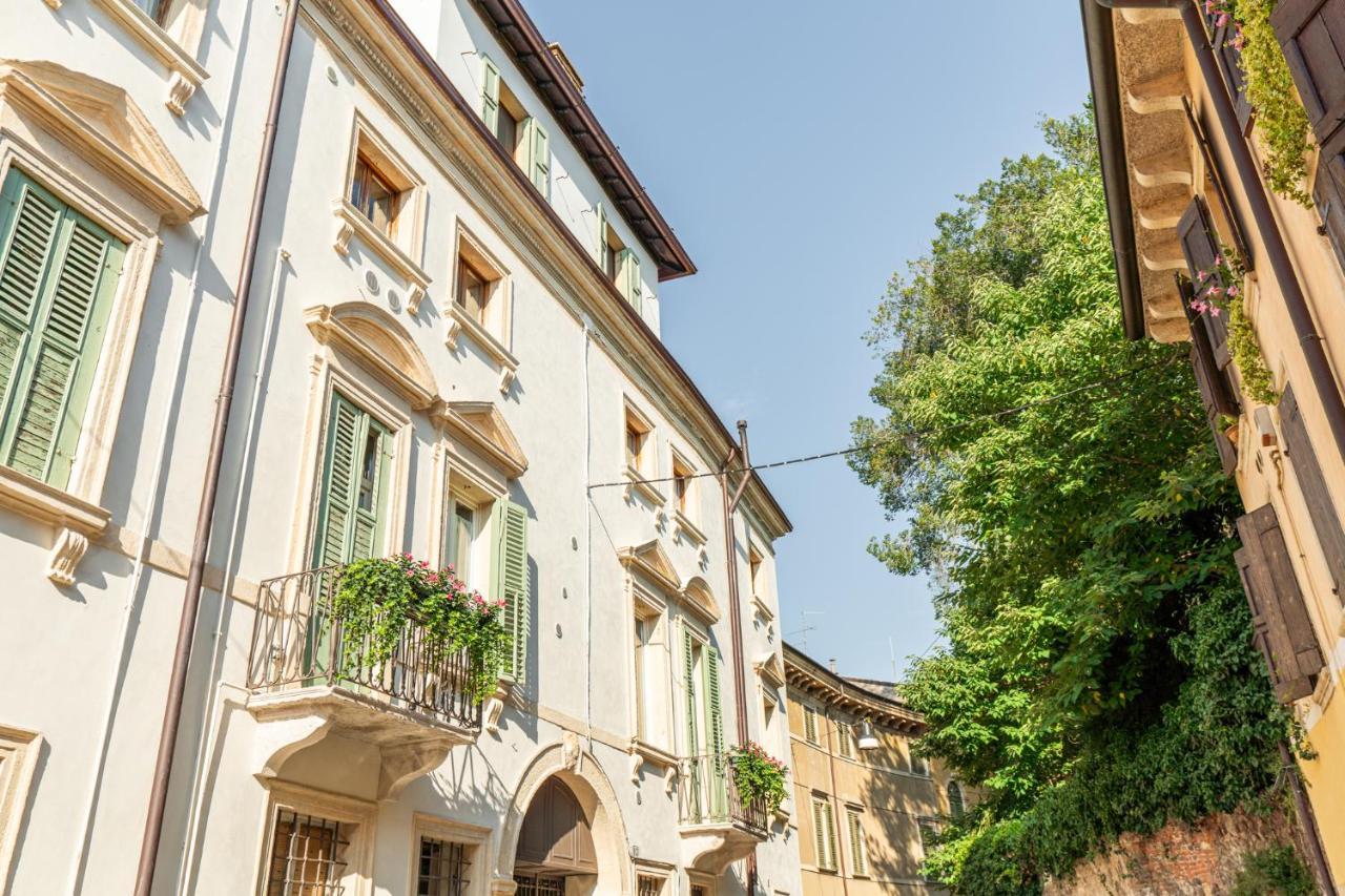 Domus Verona - Residenza Merici Eksteriør billede